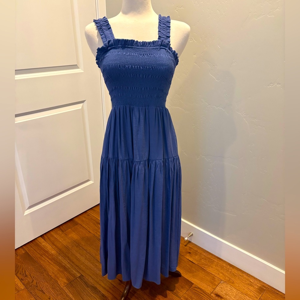 Blue/Purple Smocked Gilli Midi Dress Size Medium EUC Super Comfy Lined Summer